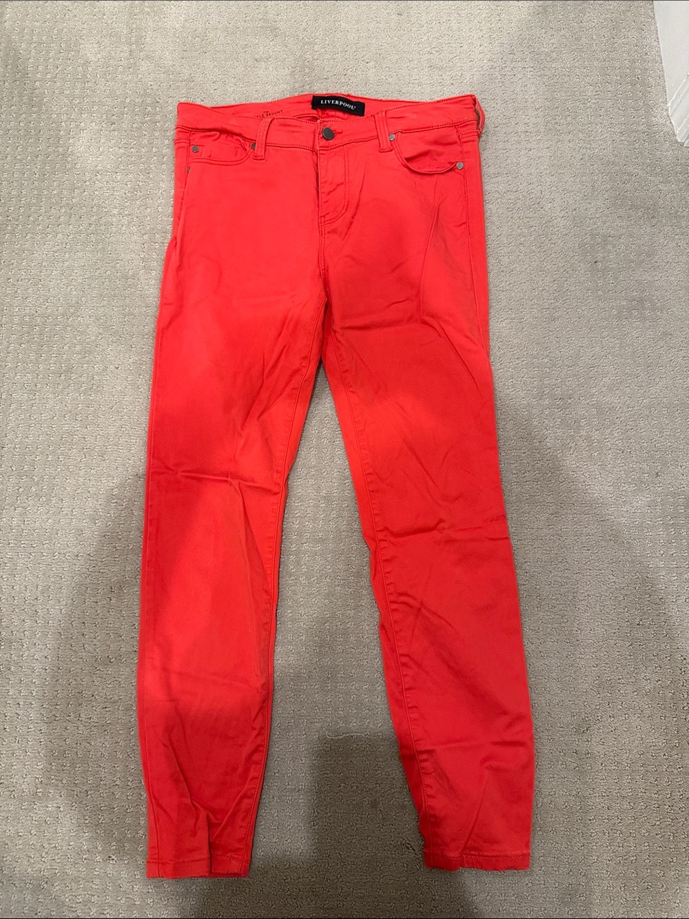 Liverpool Kaylee skinny jean. Size 6. Coral.
